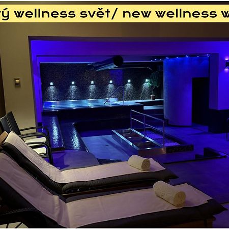 Lh Parkhotel Hluboka Nad Vltavou Congress & Wellness Экстерьер фото