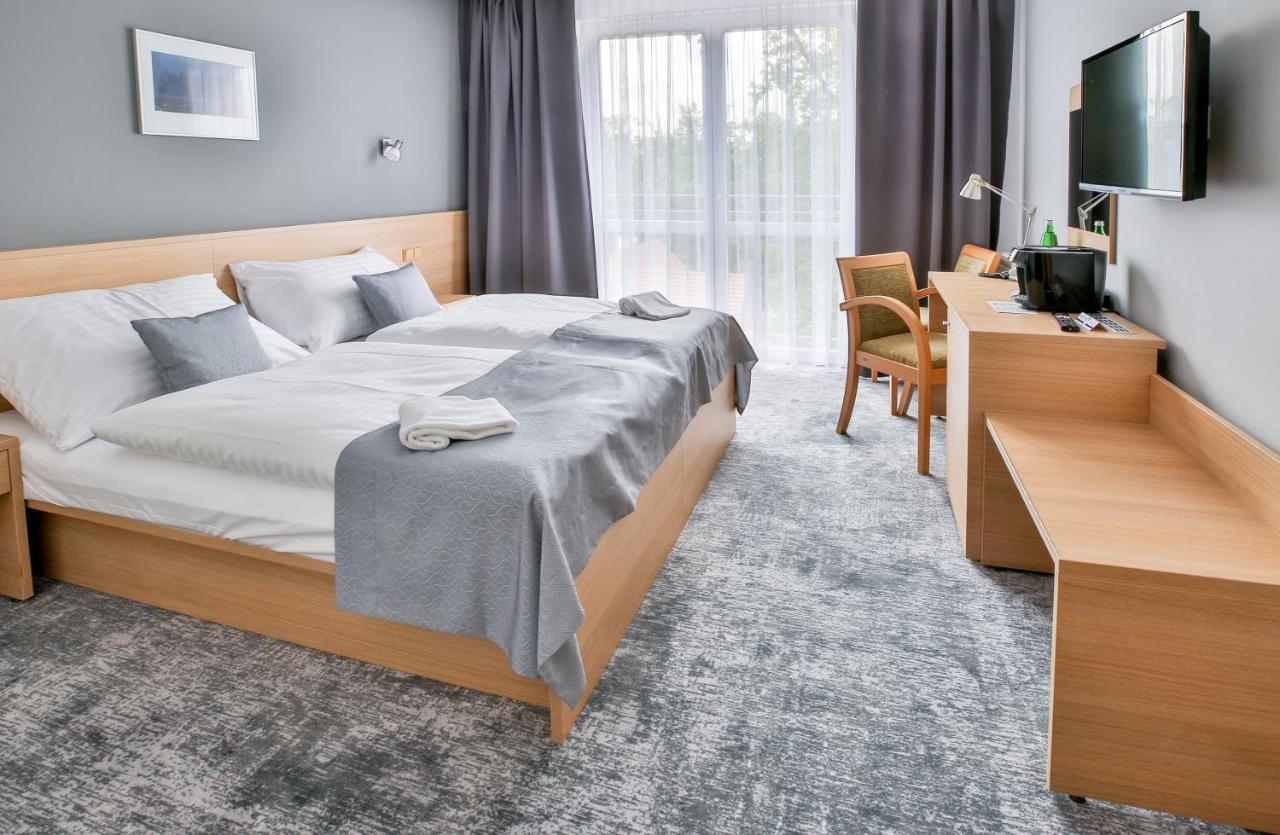 Lh Parkhotel Hluboka Nad Vltavou Congress & Wellness Экстерьер фото