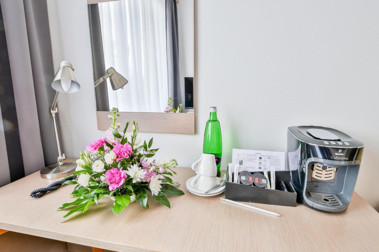 Lh Parkhotel Hluboka Nad Vltavou Congress & Wellness Экстерьер фото
