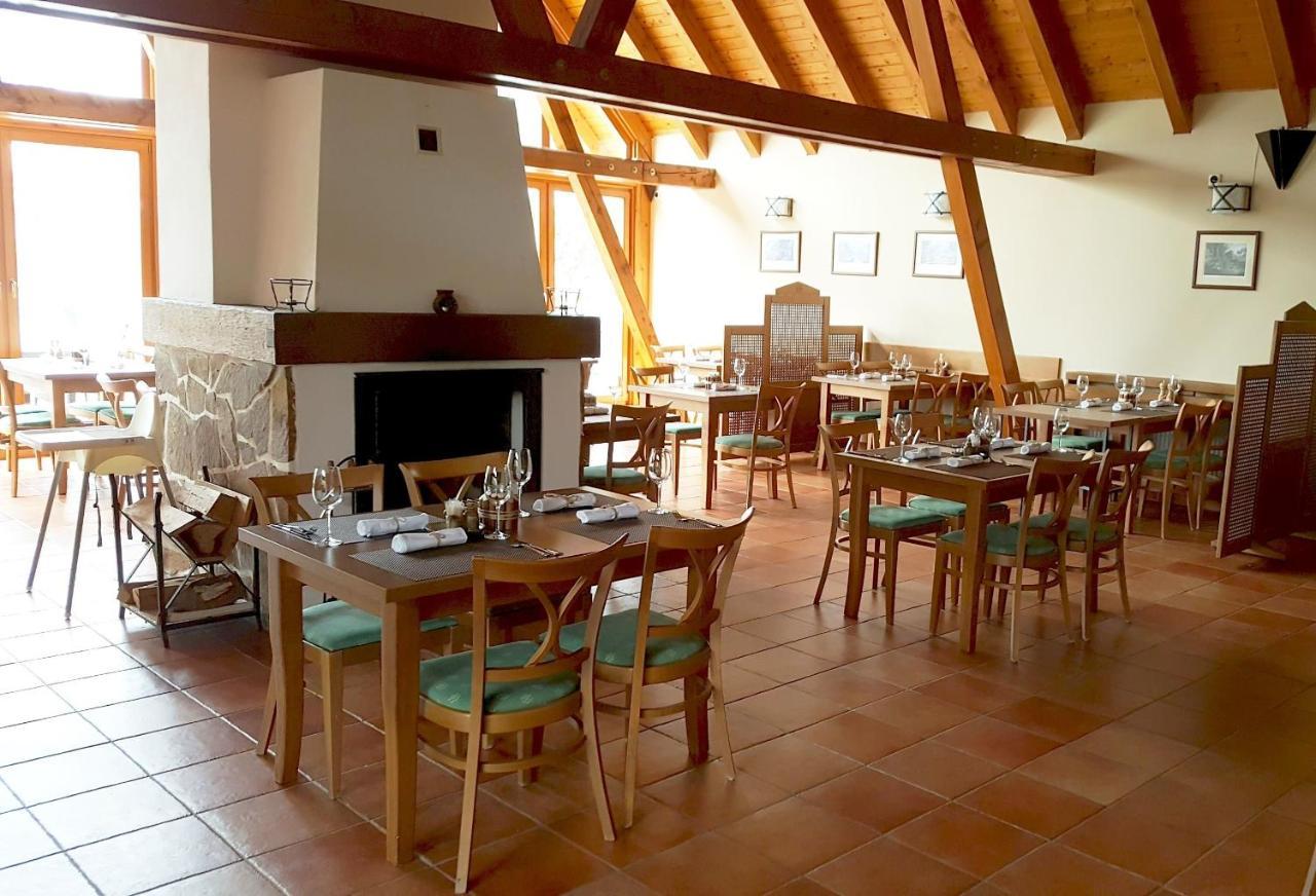 Lh Parkhotel Hluboka Nad Vltavou Congress & Wellness Экстерьер фото